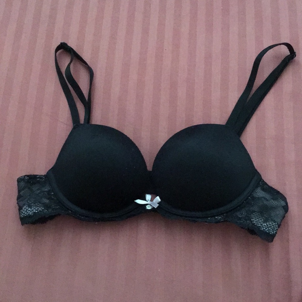 Victoria's Secret Pushup Bra (32A)